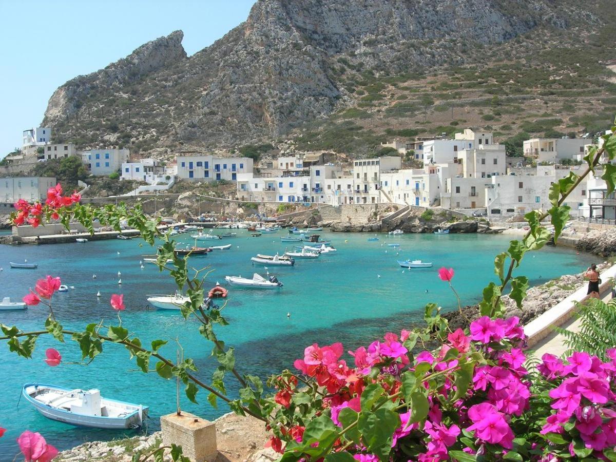 La Stanza Vicino Al Mare , Una Camera Da Letto E Bagno Con Balcone Vista Mare Apartment Balestrate Luaran gambar