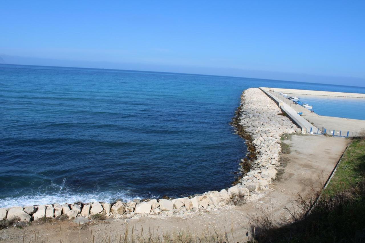 La Stanza Vicino Al Mare , Una Camera Da Letto E Bagno Con Balcone Vista Mare Apartment Balestrate Luaran gambar